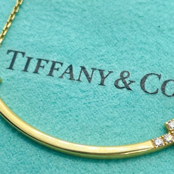 Tiffany & Co. T Smile Medium Pendant in Yellow Gold with Diamonds - Picture 3 of 11